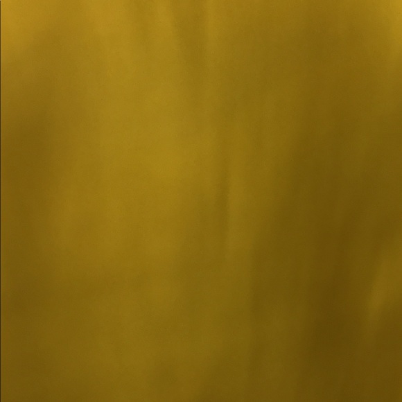 Meet your Posher, Alexandra - Picture 1 of 1